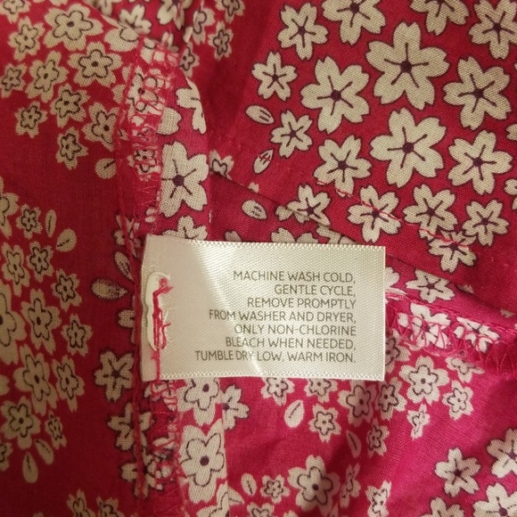 Old Navy Flowered Top - Picture 7 of 7